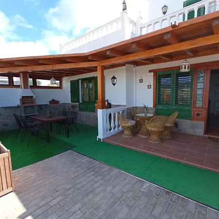 La Casona Tias